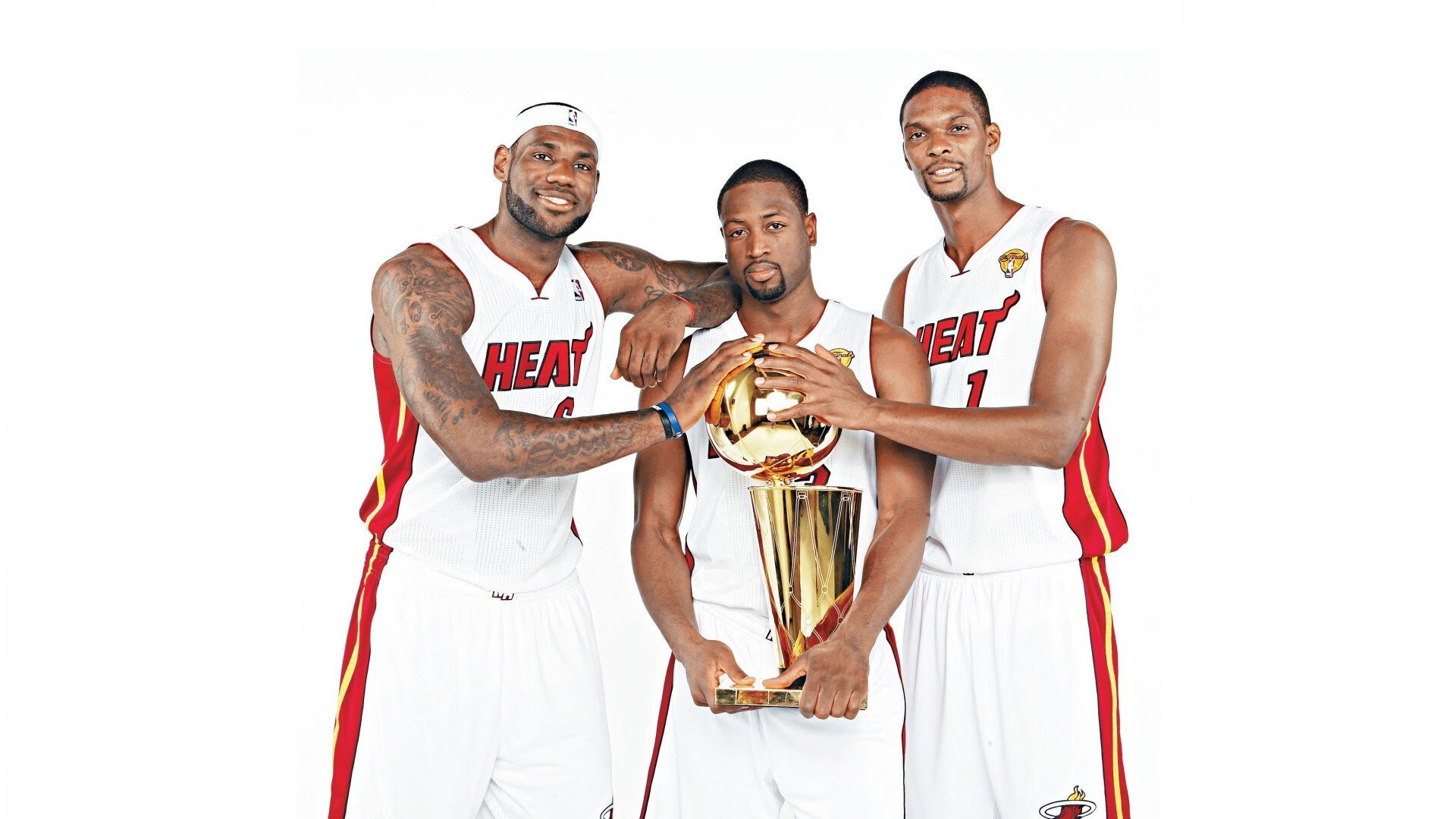 曼联读秒绝平后，球迷口风突变呼吁霍伊伦回归，德甲霍夫曼